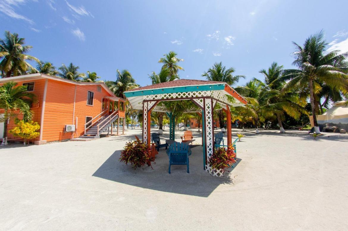 Blue Marlin Beach Resort Dangriga Ngoại thất bức ảnh